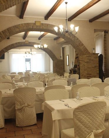 Sala interna d'autunno-ristorante piazza armerina